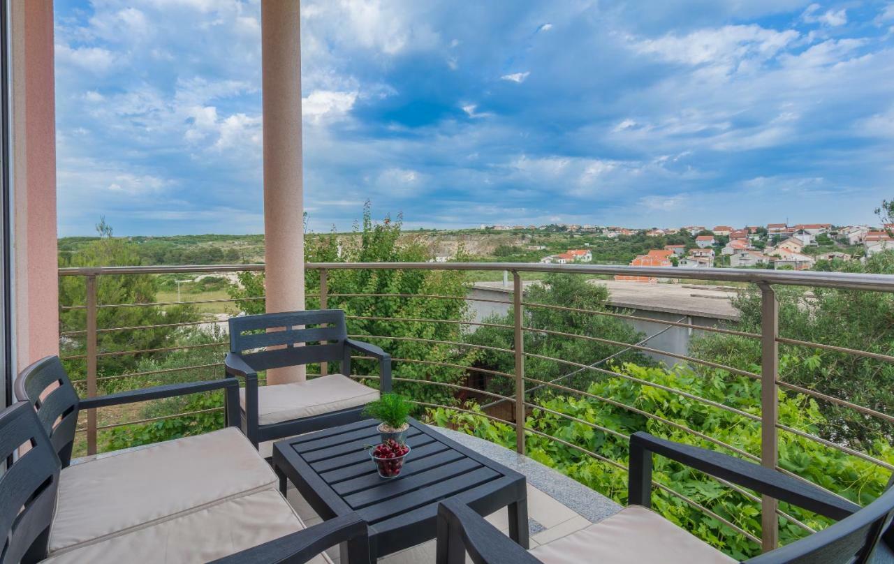 Apartment Kozina Zadar Luaran gambar