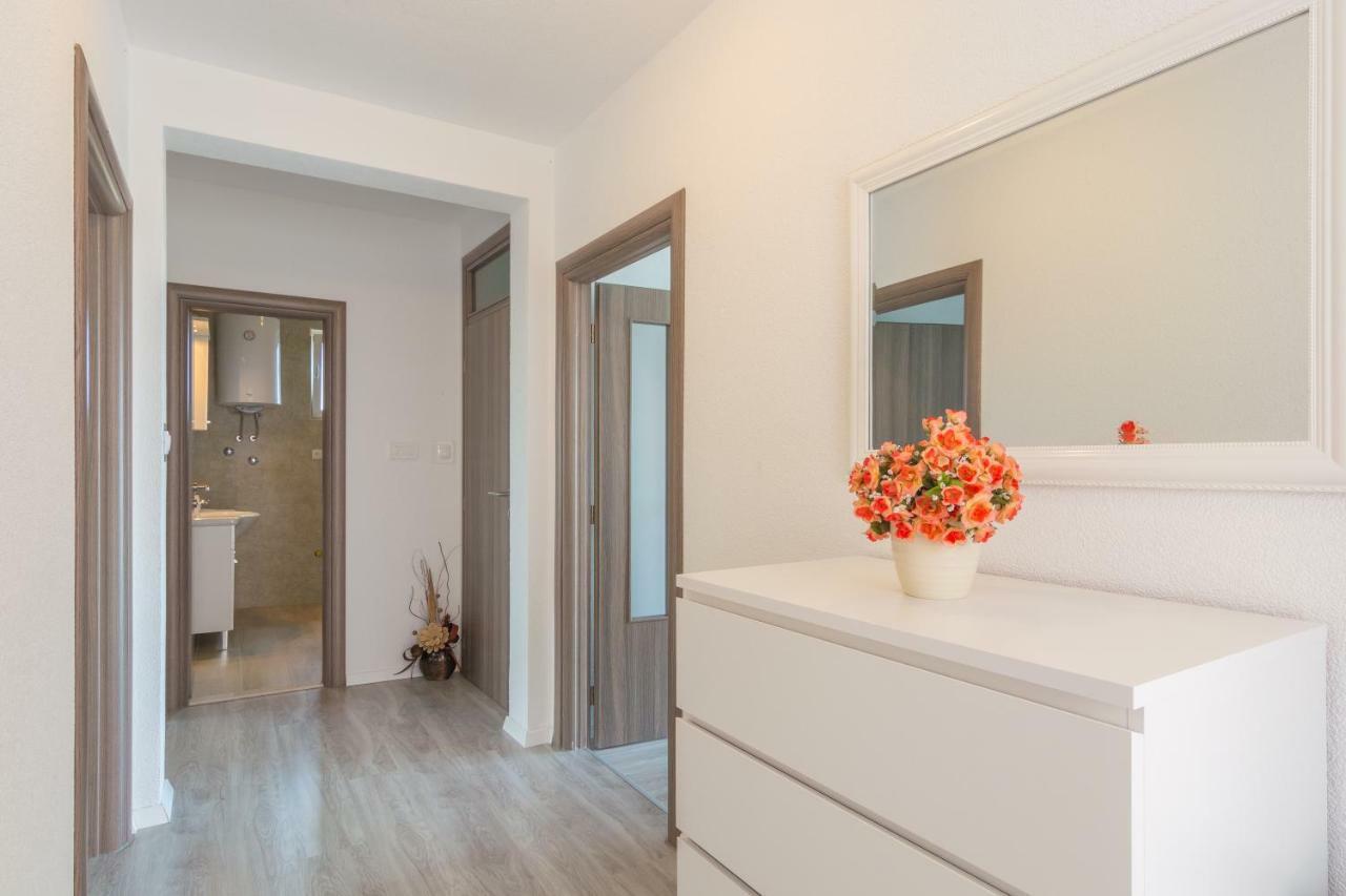 Apartment Kozina Zadar Luaran gambar